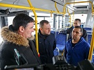 Приобретение новых низкопольных автобусов и развитие транспортной системы обсудил спикер Евгений Стекачев с мэром Русланом Болотовым