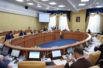 На комиссии Думы по жилищно-коммунальному хозяйству и благоустройству в ноябре рассмотрели восемь вопросов