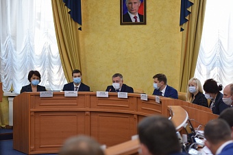 Депутаты Думы Иркутска обсудили с Губернатором Игорем Кобзевым вопросы развития областного центра