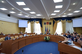 Три вопроса обсудили на депутатских слушаниях в Думе Иркутска 27 января