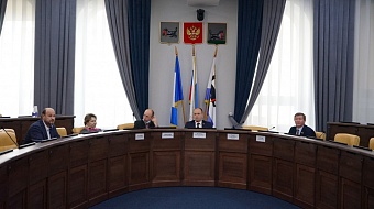 Блок вопросов о строительстве социальных объектов в Иркутске рассмотрели депутаты на трех комиссиях