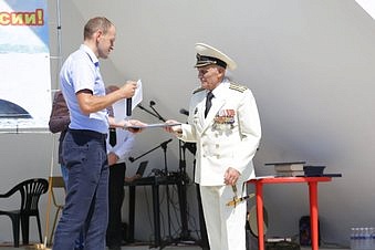Виталий Матвийчук поздравил ветеранов военно-морской службы с Днем ВМФ