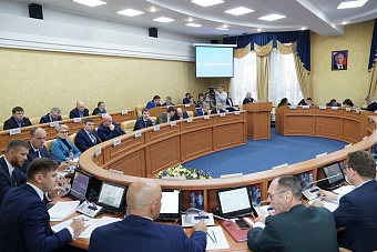 Решение в отношении бюджета города прокомментировали депутаты Думы Иркутска седьмого созыва 
