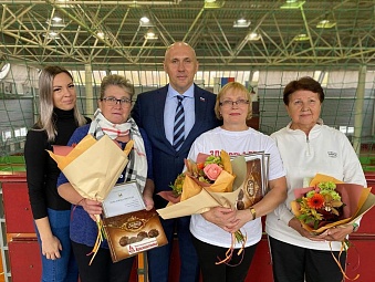 Заместитель председателя Думы Иркутска Леонид Усов поздравил ветеранские организации с Международным Днем пожилых людей