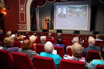 Депутат Михаил Корнев представил жителям отчет о работе в избирательном округе в 2017 году