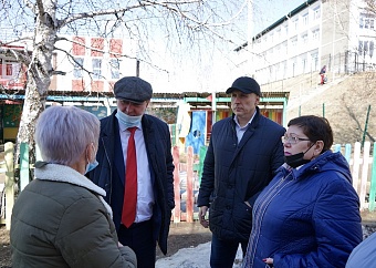 Депутат, вице-спикер Думы города Леонид Усов оценил состояние детского сада №168