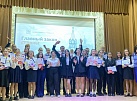 Девять учителей и 30 учеников получили премии от депутата Думы Иркутска Евгения Савченко