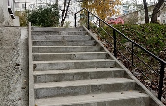 115 лестниц планируется отремонтировать в Свердловском округе до середины ноября 2020 года